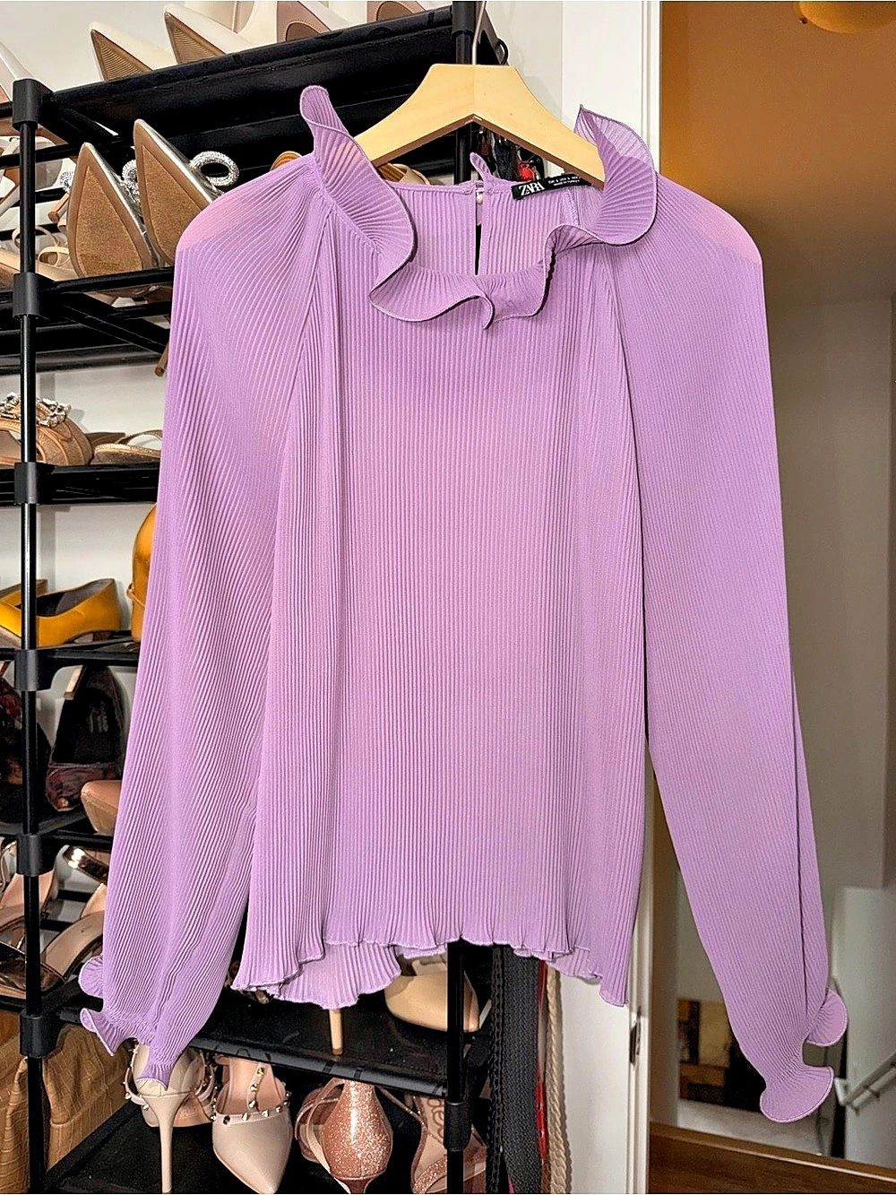 Zara Ribbed Ruffle Collar Blouse in Purple Size Large
